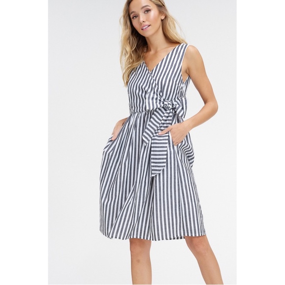 NWT ♡ Striped Wrap Dress with Bow, ON SALE! - Picture 3 of 8